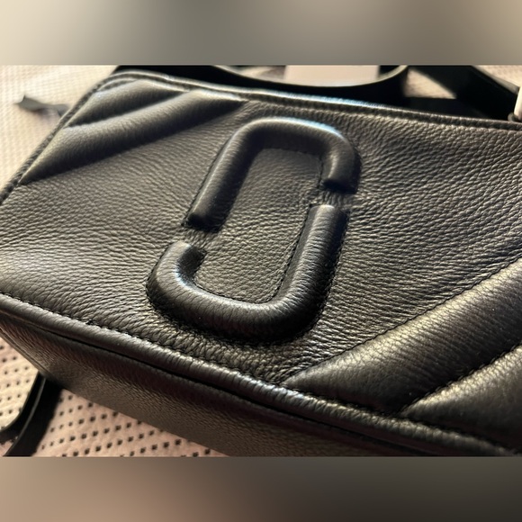 ✨SOLD✨ Marc Jacobs The Moto Shot 21 Black Camera Crossbody Bag Purse Handbag - Picture 2 of 10